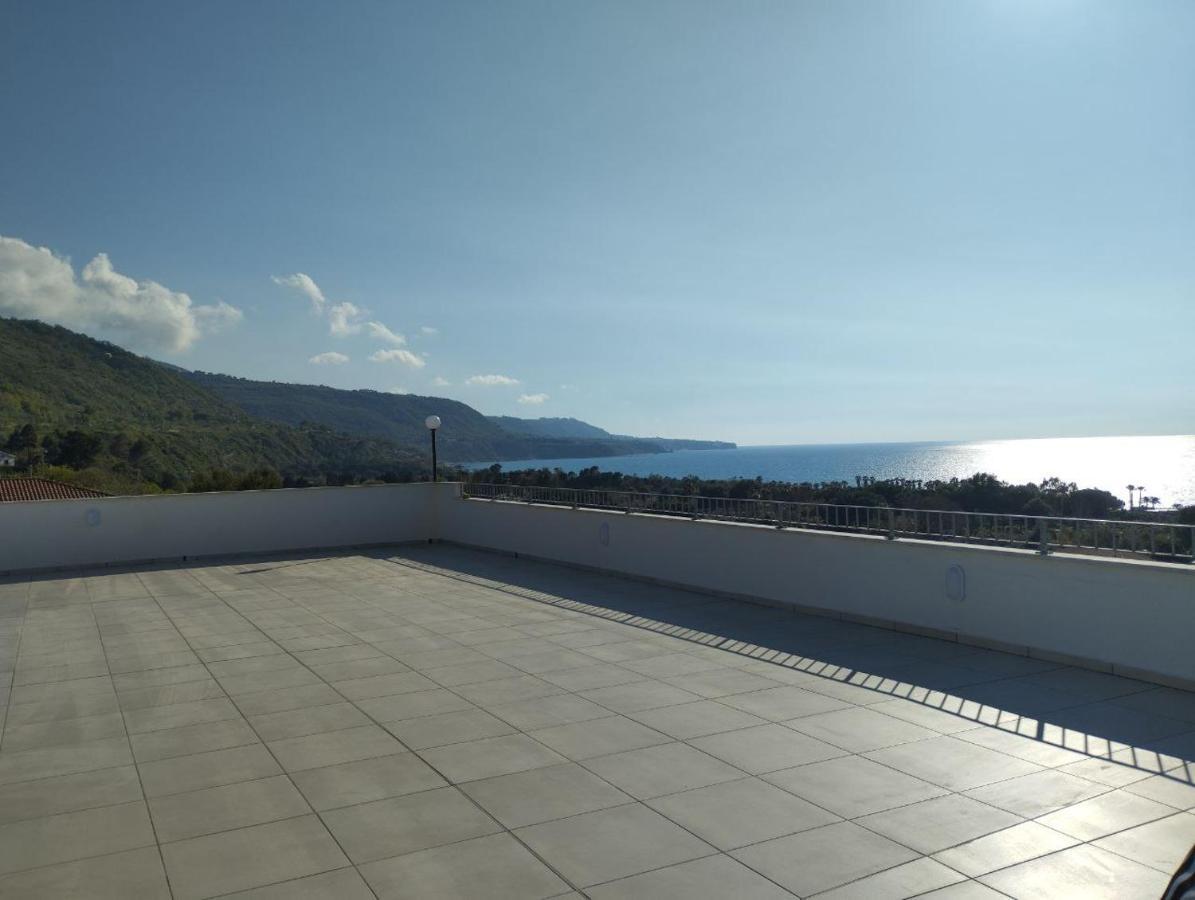 Hotel La Giara Zambrone Exterior foto